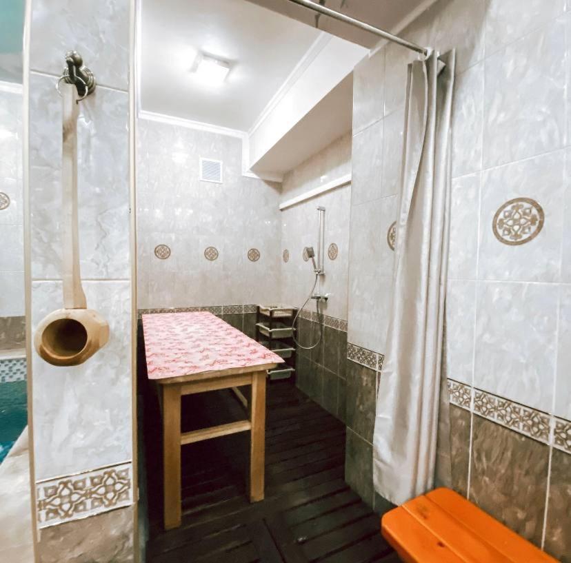 Galeon Hotel Bişkek Dış mekan fotoğraf
